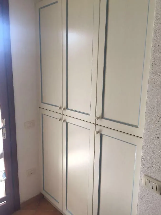 Residence Castello Di Gallura 圣特雷莎加卢拉 度假居